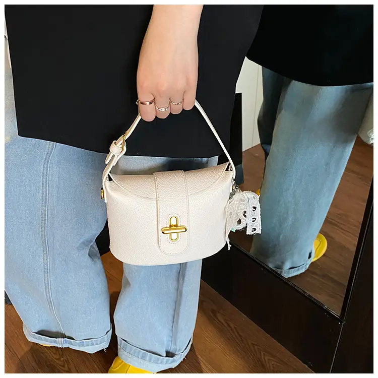 Pink Leather Shoulder Bag for Women 2025 — feature 29