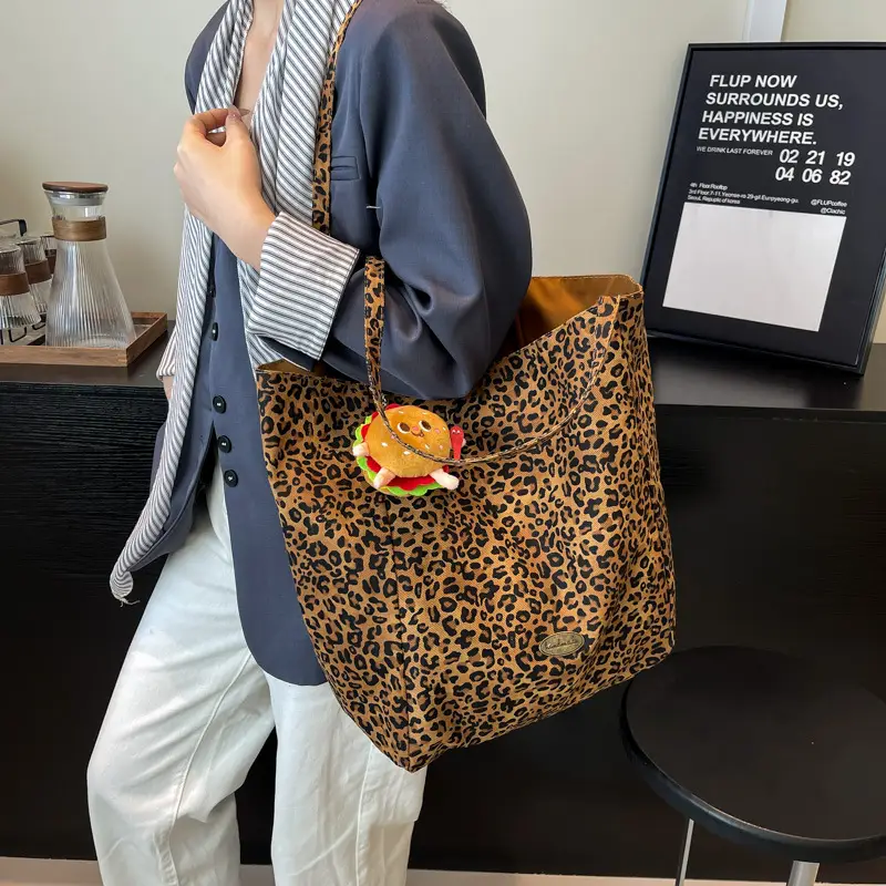 Leopard Print Women's Large Tote Bag with Cute Charm - Image 8