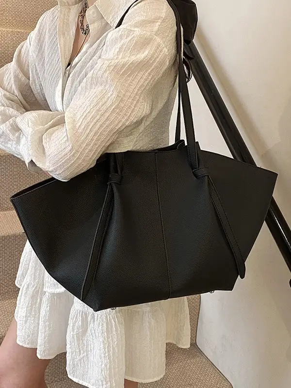 Large Capacity Women's Tan Shoulder Bag with Wings 2025 - Image 8