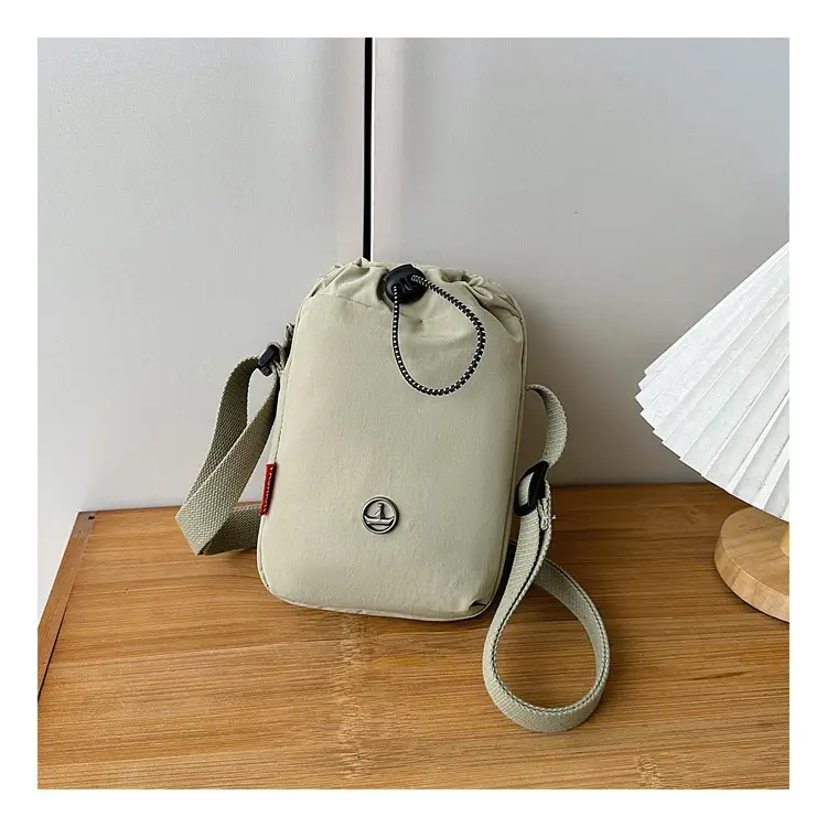 Yellow One-Shoulder Mobile Phone Crossbody Bag — feature 10