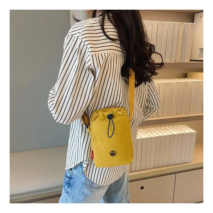 Yellow One-Shoulder Mobile Phone Crossbody Bag — feature 24