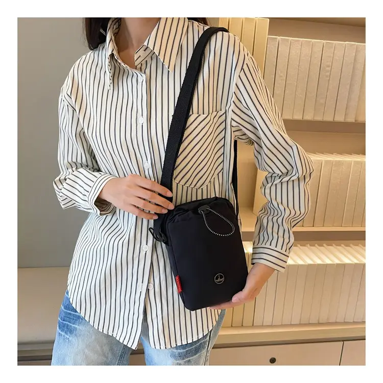 Yellow One-Shoulder Mobile Phone Crossbody Bag — feature 31