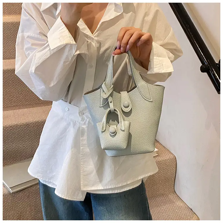 Korean Style Beige Leather Bucket Bag 2026 — feature 15