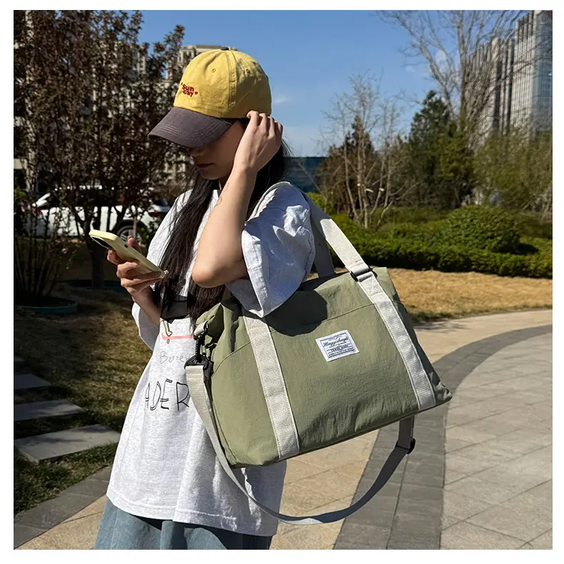 Large Capacity Travel Storage Bag Crossbody Shoulder Bag — feature 16