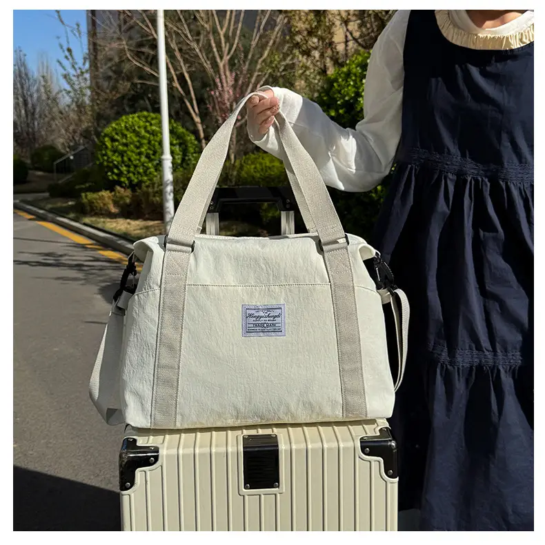 Large Capacity Travel Storage Bag Crossbody Shoulder Bag — feature 33