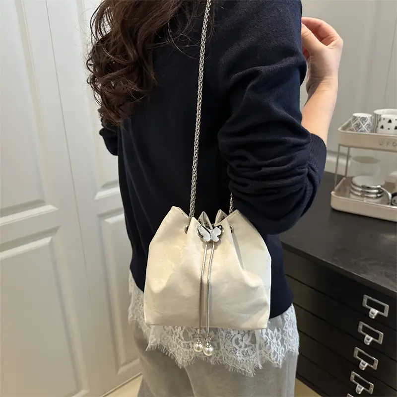 Pink Chain Drawstring Shoulder Bag for Women - Image 7
