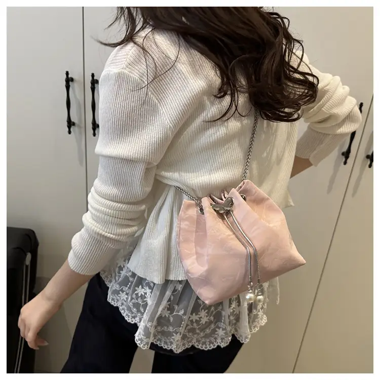 Pink Chain Drawstring Shoulder Bag for Women — feature 16