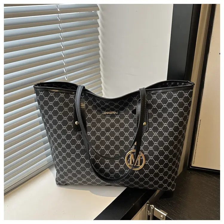 2026 Textured Shoulder Bag Large Capacity Letter Print Tote — feature 28