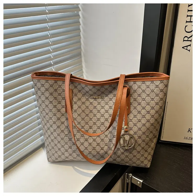 2026 Textured Shoulder Bag Large Capacity Letter Print Tote — feature 29