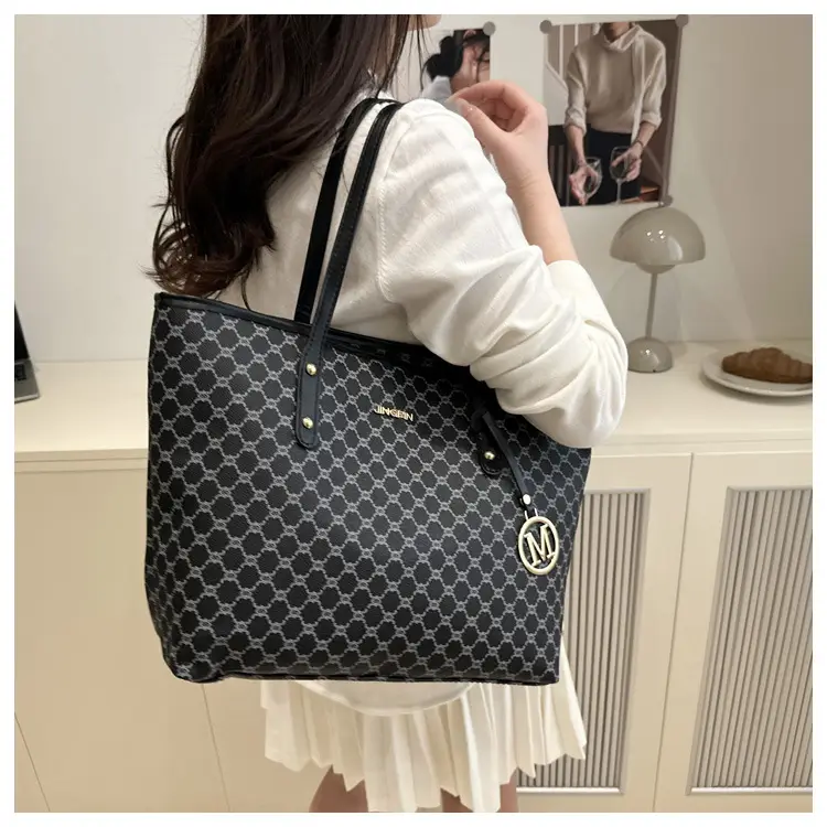 2026 Textured Shoulder Bag Large Capacity Letter Print Tote — feature 40