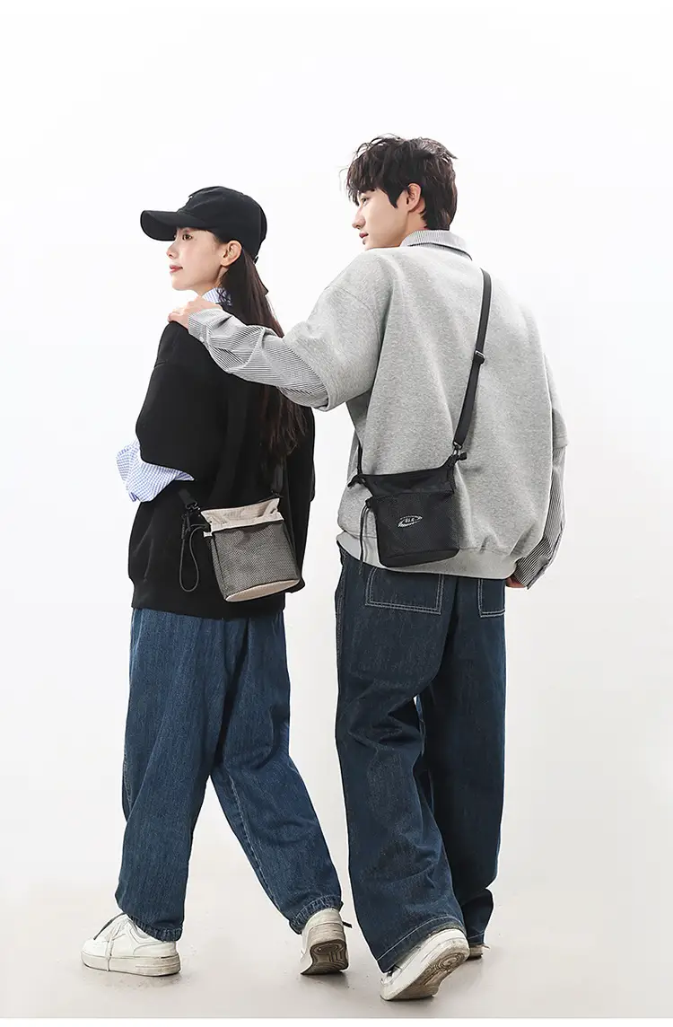 Men's Lightweight Crossbody Bag with Mesh Pocket 2025 — feature 28