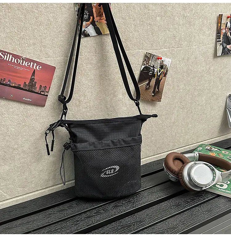 Men's Lightweight Crossbody Bag with Mesh Pocket 2025 — feature 37