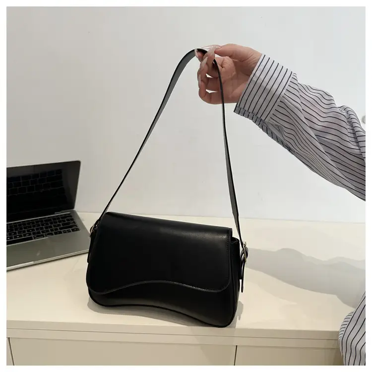 White Square Crossbody Bag for Women 2025 — feature 9
