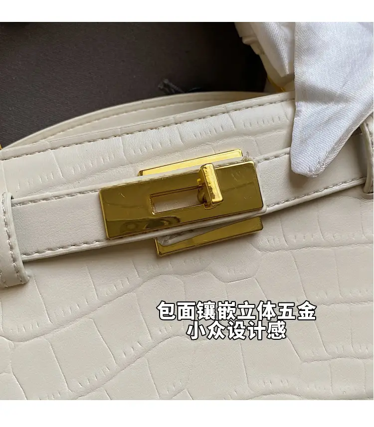 Women Croc Leather Handbag with Bow 2025 — feature 4