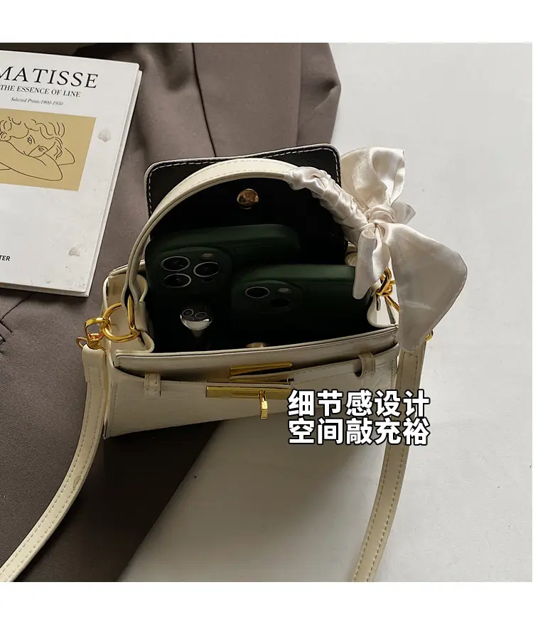 Women Croc Leather Handbag with Bow 2025 — feature 9