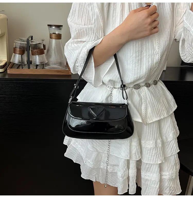 Women's White Leather Crossbody Bag 2025 Fashion Commuter — feature 20