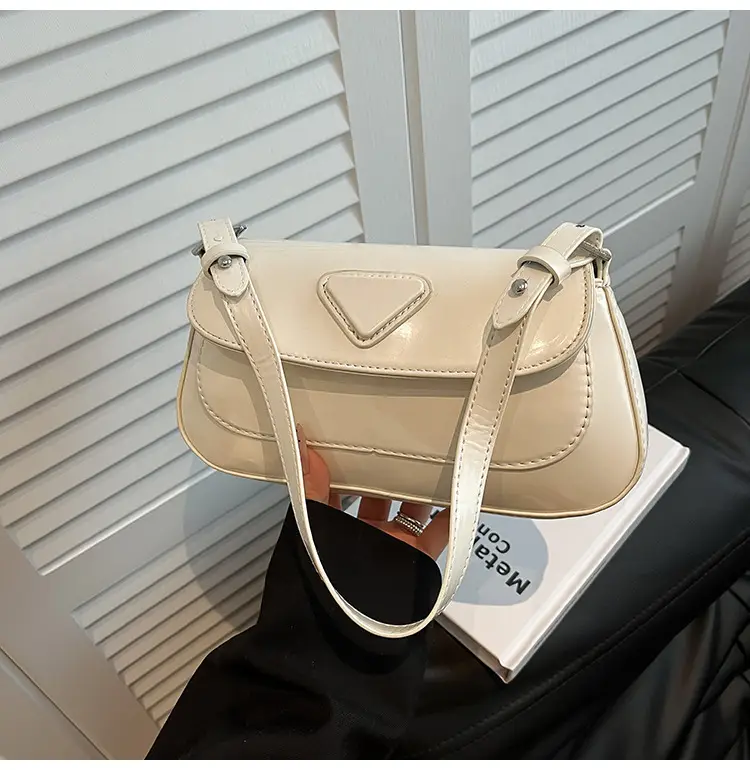 Women's White Leather Crossbody Bag 2025 Fashion Commuter — feature 25