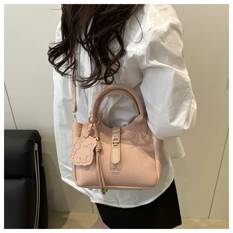 2025 Trendy Women's Handbags with Gold Plating — feature 13