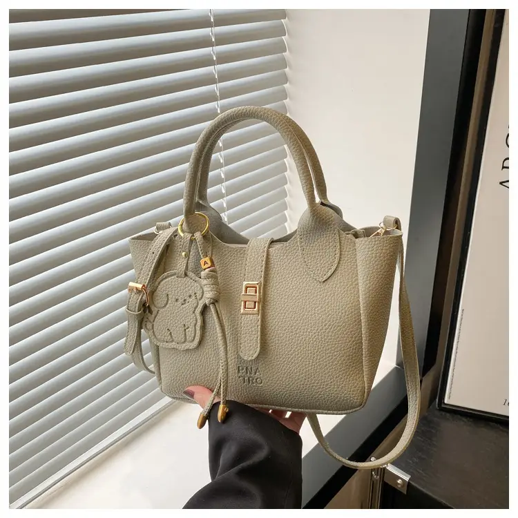 2025 Trendy Women's Handbags with Gold Plating — feature 19