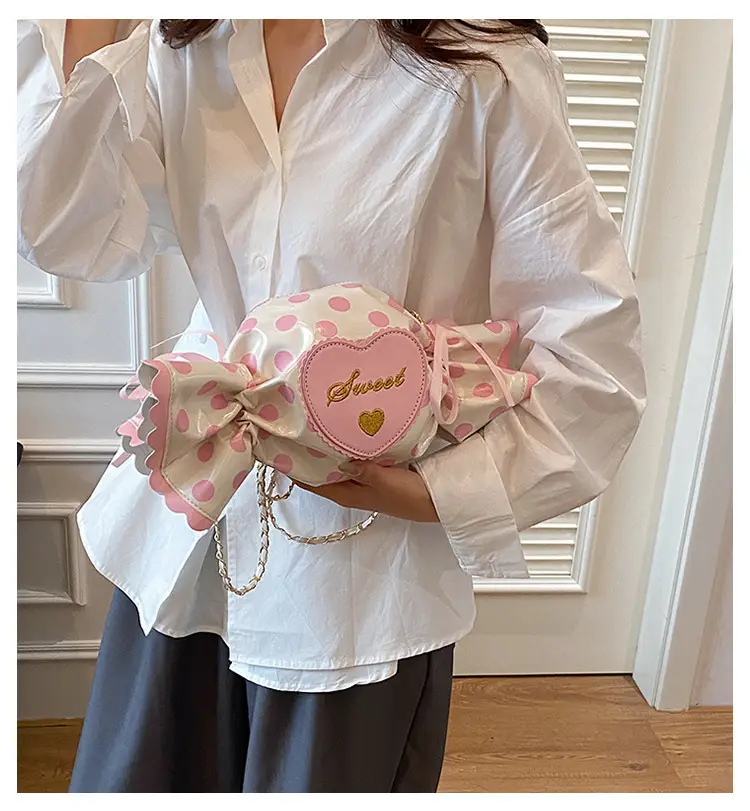 Women's Heart-Shaped Crossbody Candy Bag with Bow — feature 1
