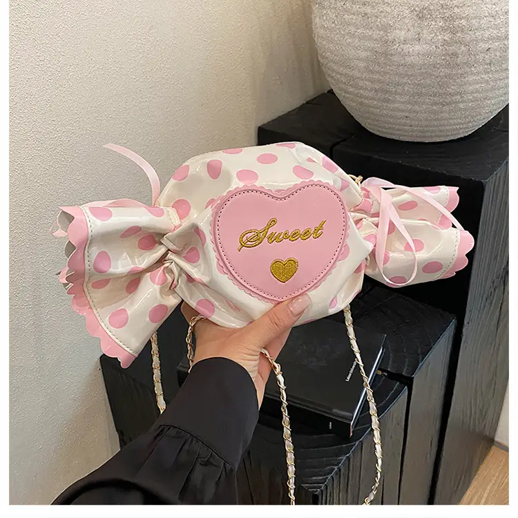 Women's Heart-Shaped Crossbody Candy Bag with Bow — feature 11