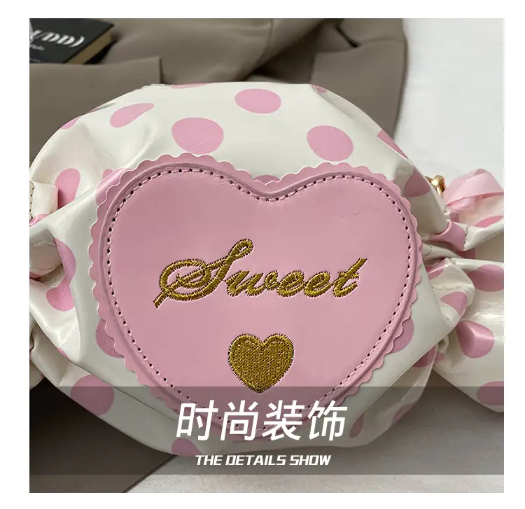 Women's Heart-Shaped Crossbody Candy Bag with Bow — feature 6
