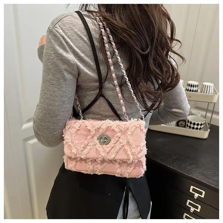 2025 Spring Shoulder Bag Denim Chain Flip Small Square — feature 10