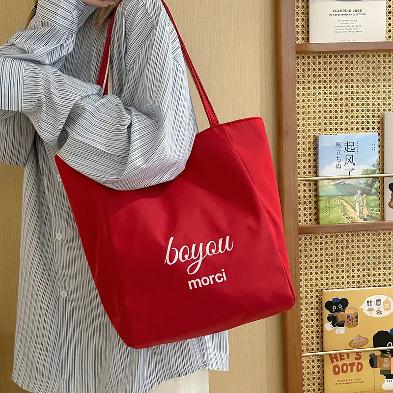Striped Blue Red Women's Large Capacity Tote Bag - Image 6