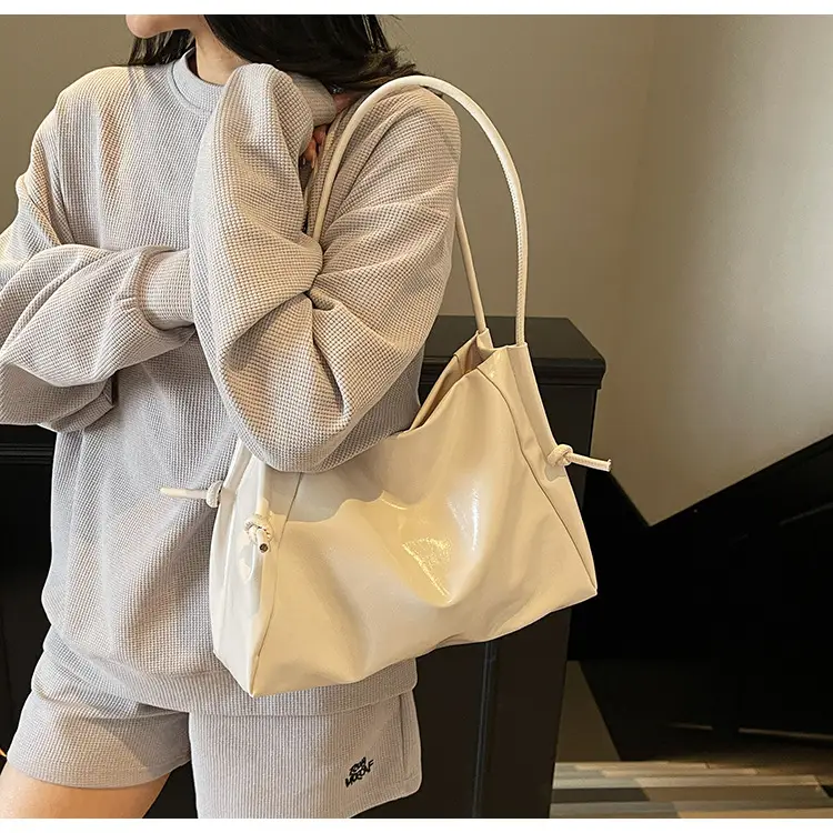 Stylish Yellow Tote Bag for Women 2025 — feature 14