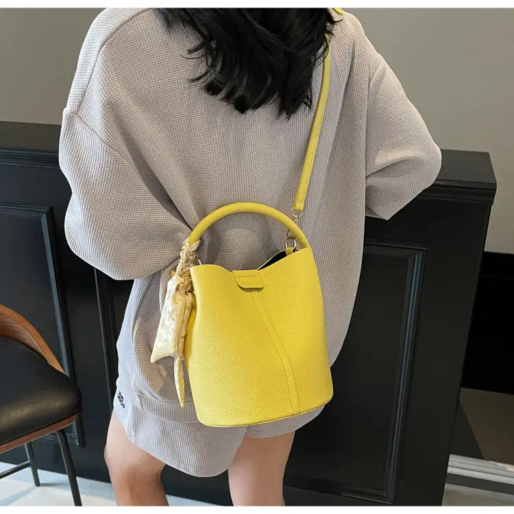 Women's Pink Leather Shoulder Bag with Crossbody Strap — feature 15
