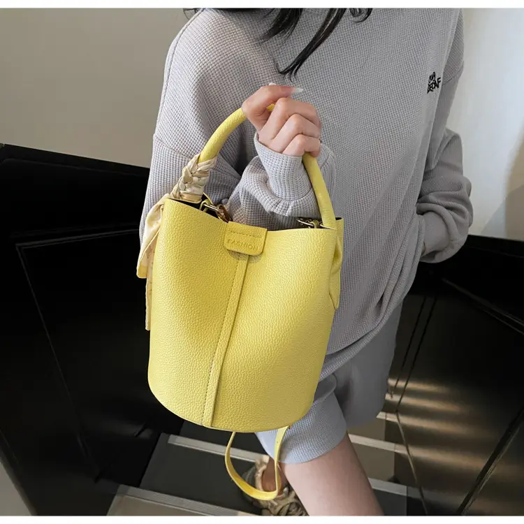 Women's Pink Leather Shoulder Bag with Crossbody Strap — feature 18