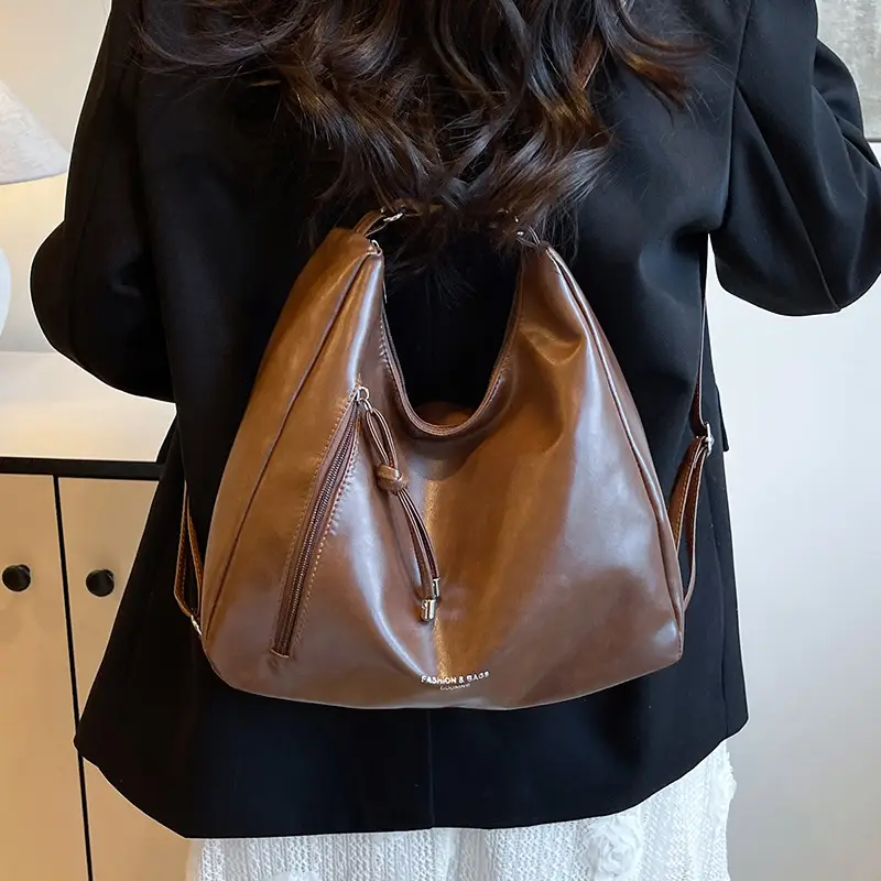 Women Brown Leather Shoulder Bag Large Capacity Retro Casual - Image 4