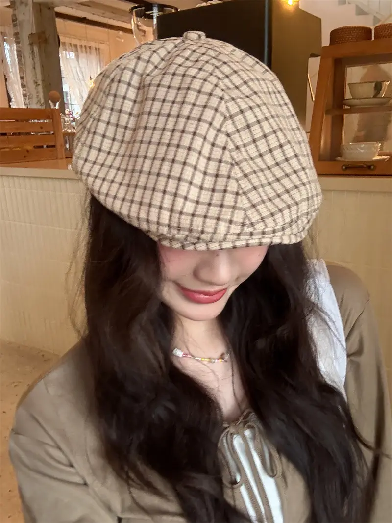 Korean Style Plaid Forward Hat for Girls — feature 2