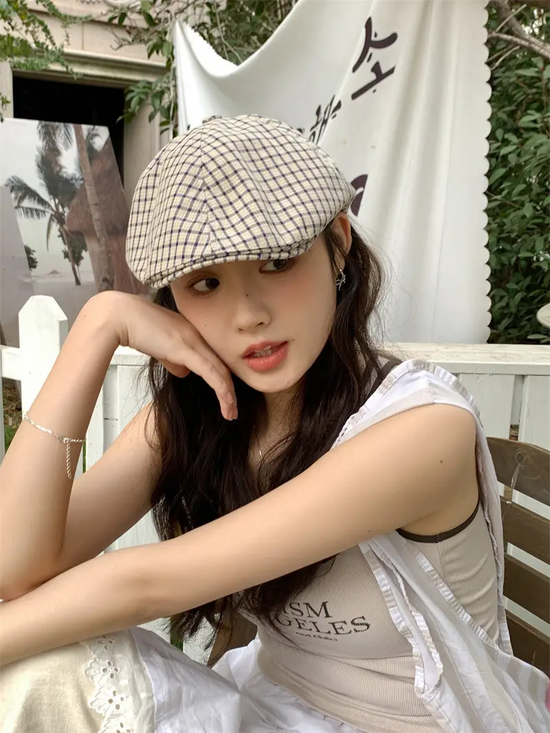 Korean Style Plaid Forward Hat for Girls — feature 3