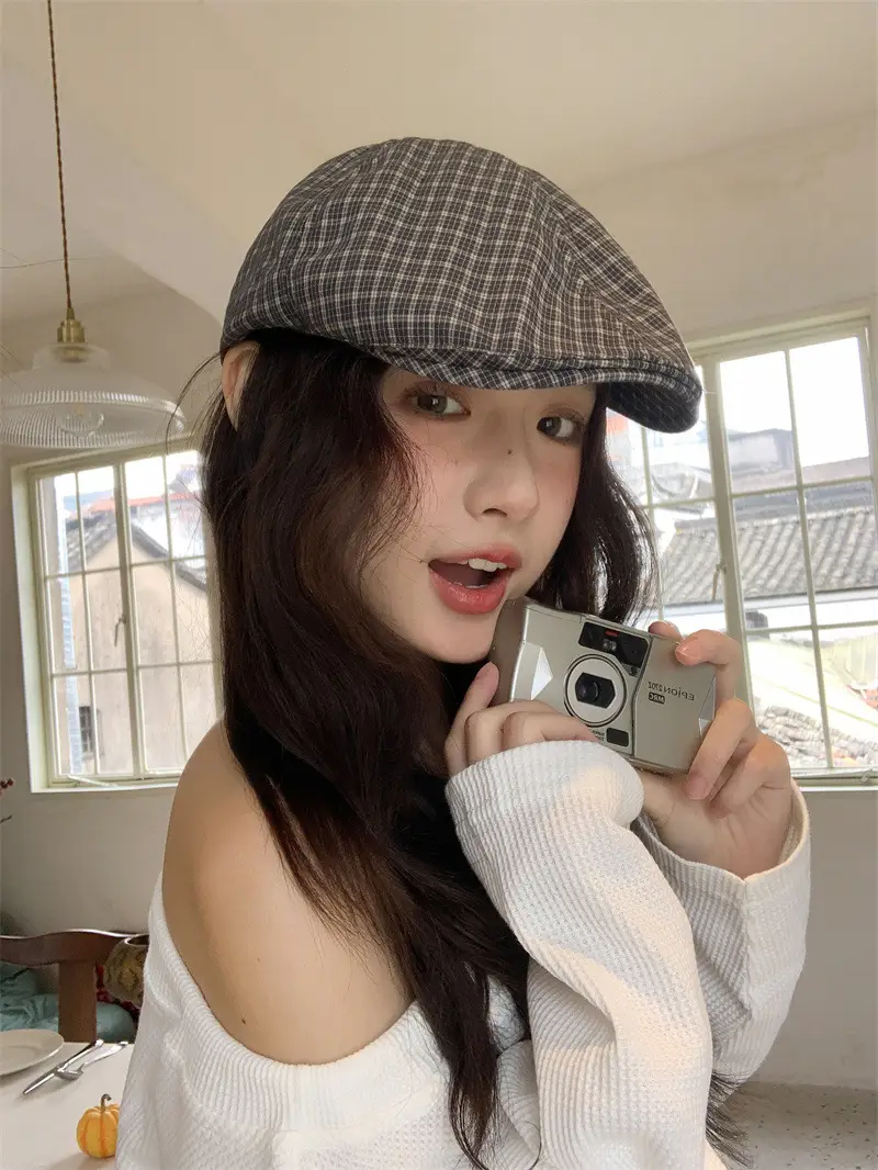 Korean Style Plaid Forward Hat for Girls — feature 8