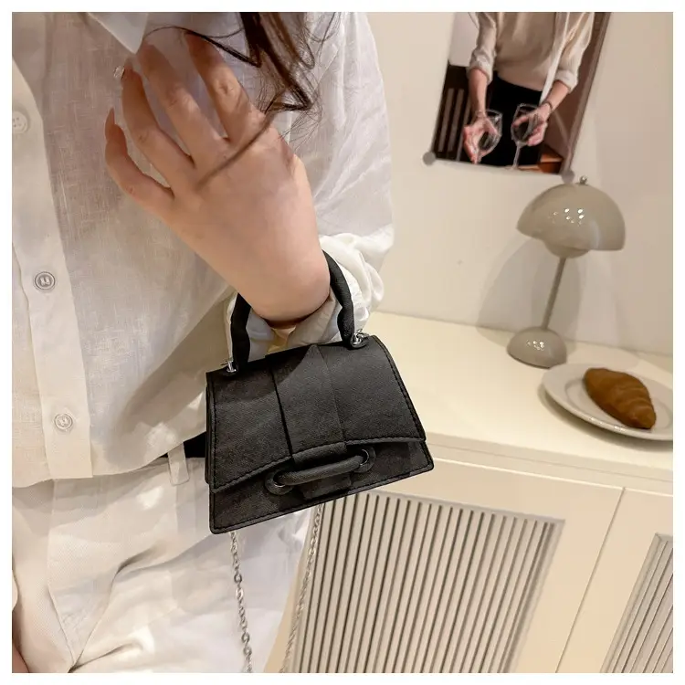 Blue Denim Crossbody Handbag for Women 2025 — feature 17