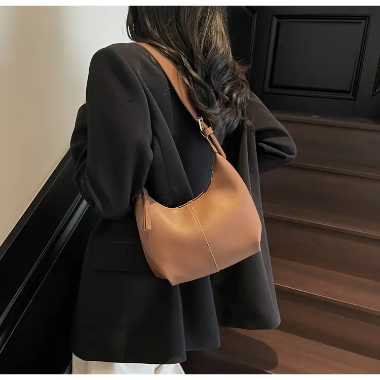 Women's Pink PU Shoulder Bag 2025 Spring Summer — feature 9
