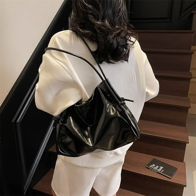 Light Green Textured Shoulder Bag for Women 2025 - Image 9