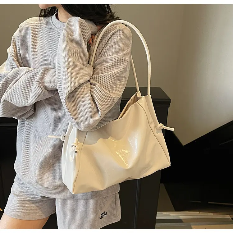 Light Green Textured Shoulder Bag for Women 2025 — feature 18