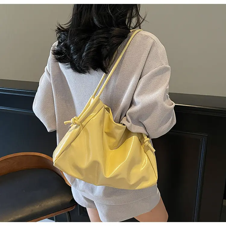 Light Green Textured Shoulder Bag for Women 2025 — feature 21