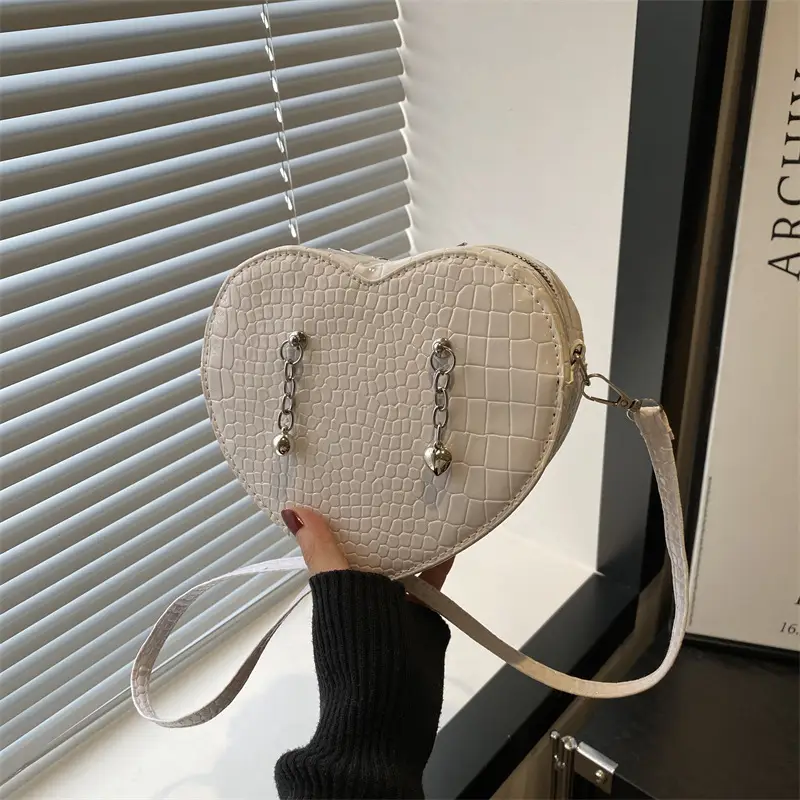 Heart Croc Leather Shoulder Bag Women's 2025 New Arrival - Image 6