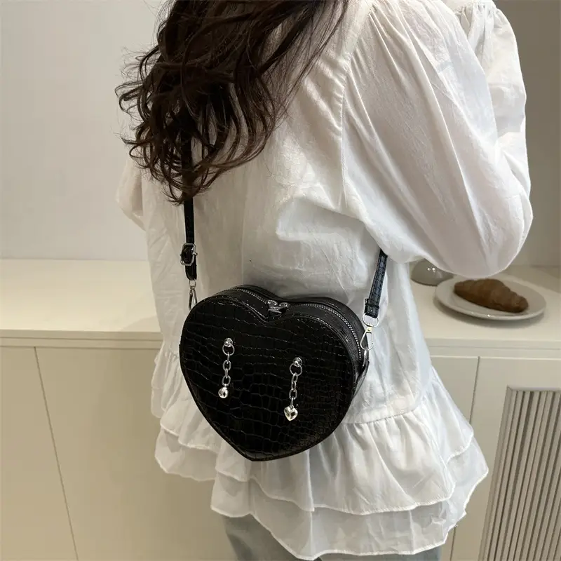 Heart Croc Leather Shoulder Bag Women's 2025 New Arrival - Image 7