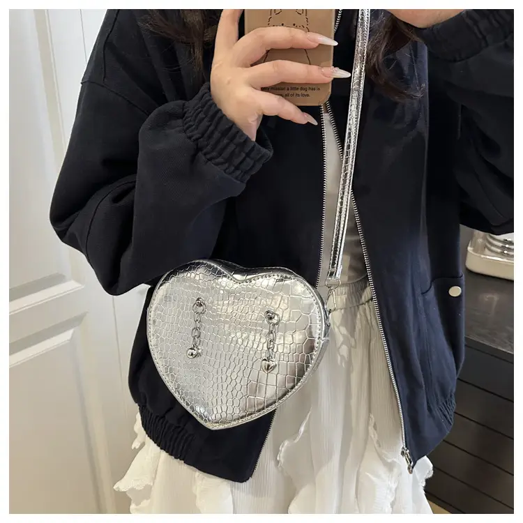 Heart Croc Leather Shoulder Bag Women's 2025 New Arrival — feature 16