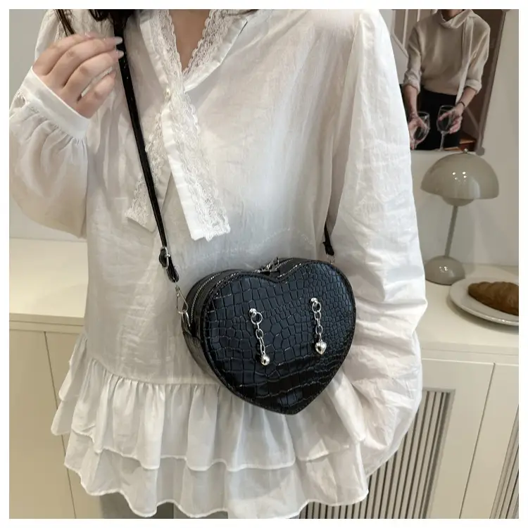 Heart Croc Leather Shoulder Bag Women's 2025 New Arrival — feature 26