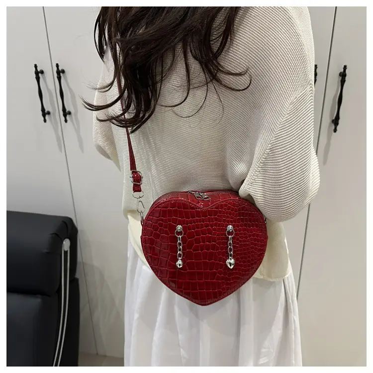 Heart Croc Leather Shoulder Bag Women's 2025 New Arrival — feature 30