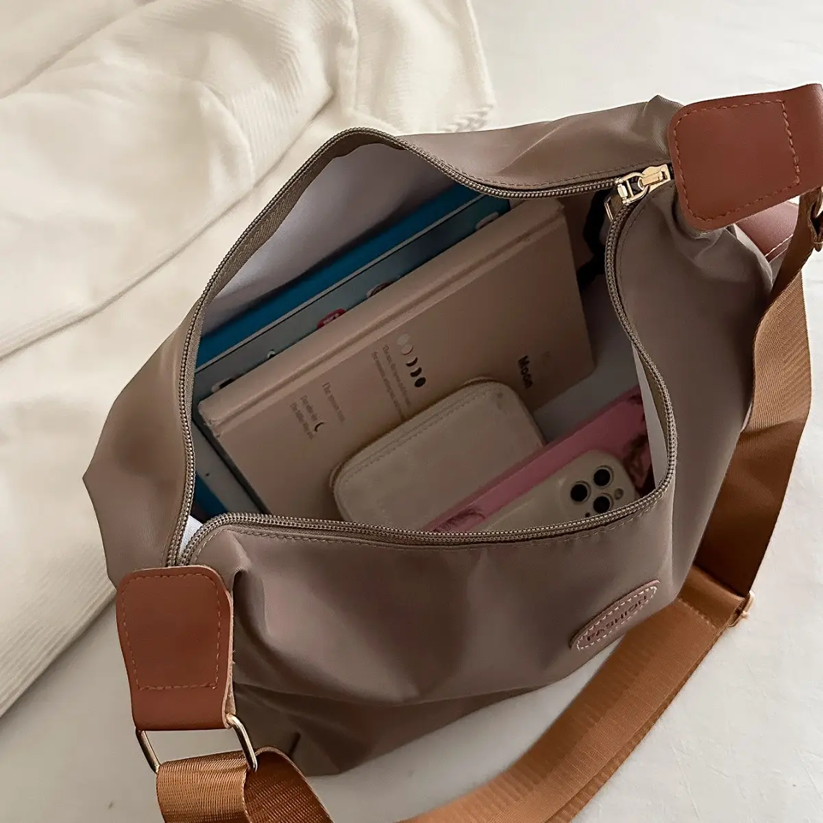 Women's Cream Oxford Tote Bag Single Shoulder Commuter Bag - Image 7