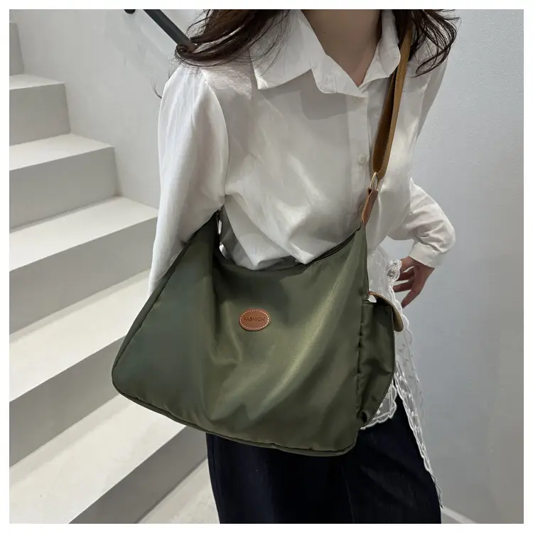 Women's Cream Oxford Tote Bag Single Shoulder Commuter Bag — feature 10