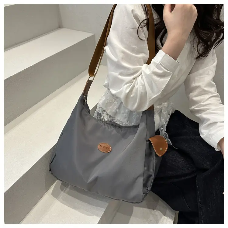 Women's Cream Oxford Tote Bag Single Shoulder Commuter Bag — feature 18