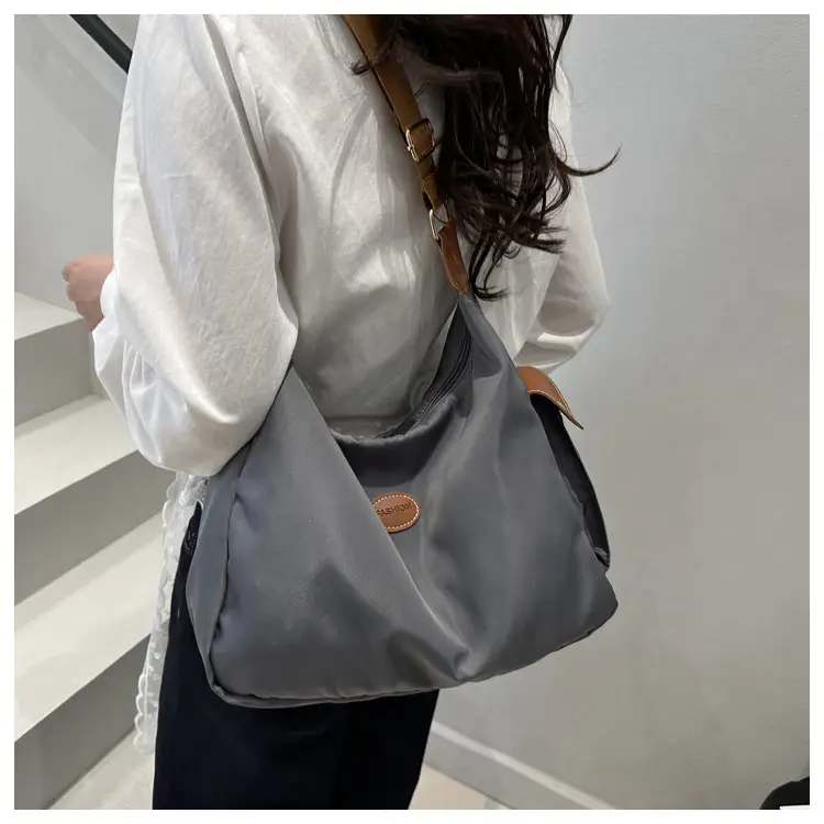 Women's Cream Oxford Tote Bag Single Shoulder Commuter Bag — feature 19