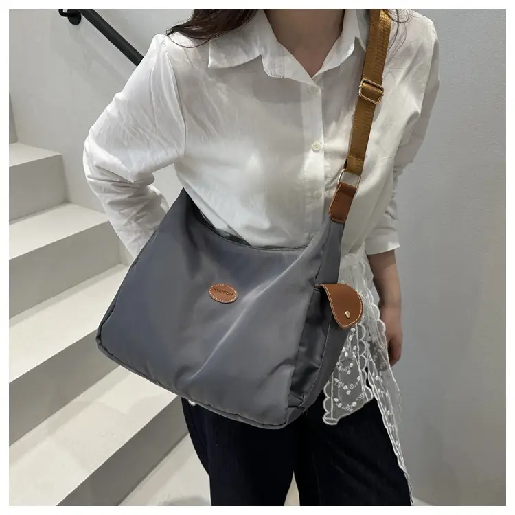 Women's Cream Oxford Tote Bag Single Shoulder Commuter Bag — feature 22